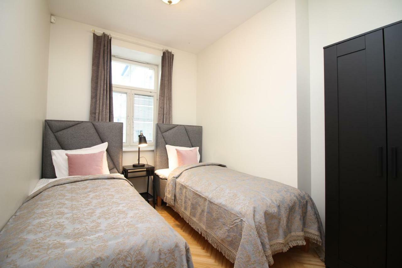 Tallinn City Apartments 4 Bedroom With Sauna And 2 Bathroom المظهر الخارجي الصورة