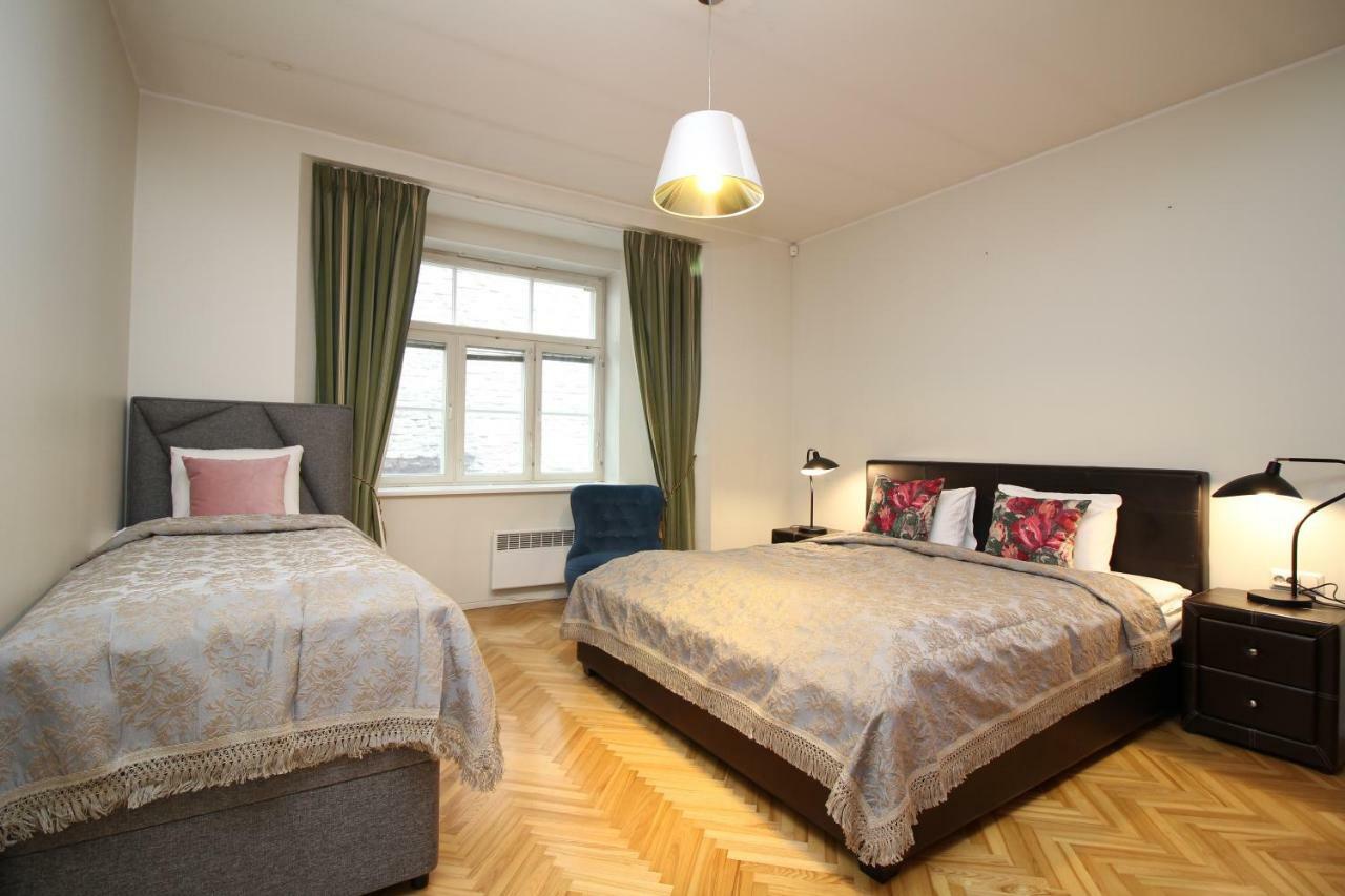 Tallinn City Apartments 4 Bedroom With Sauna And 2 Bathroom المظهر الخارجي الصورة